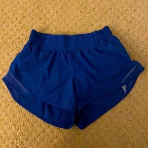 Hottie Hot LuLulemon Shorts Size 2 Short